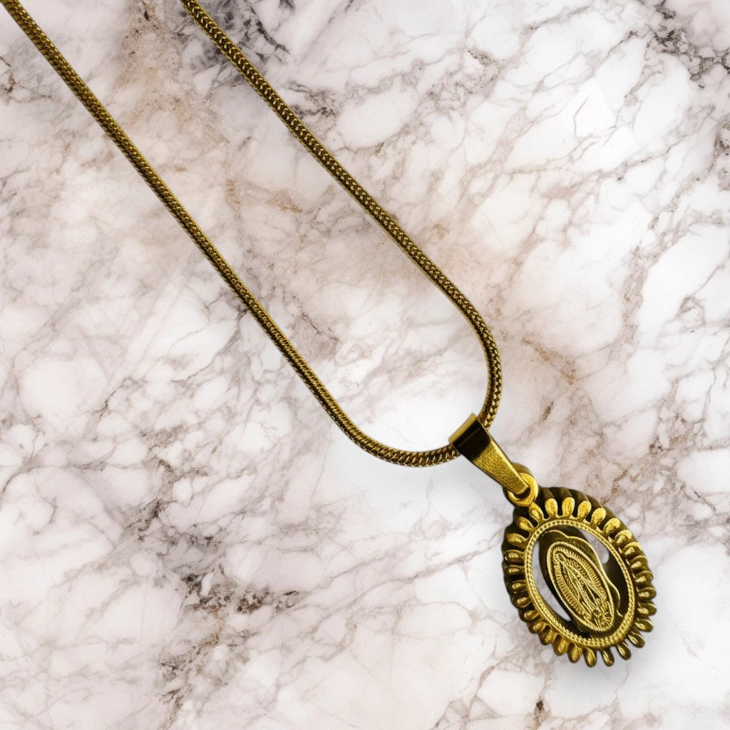 Collar Golden Guadalupe
