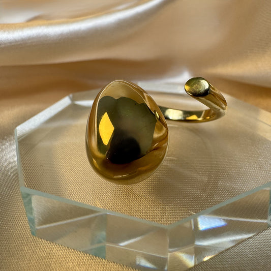 Anillo Abstracto Gota Dorada