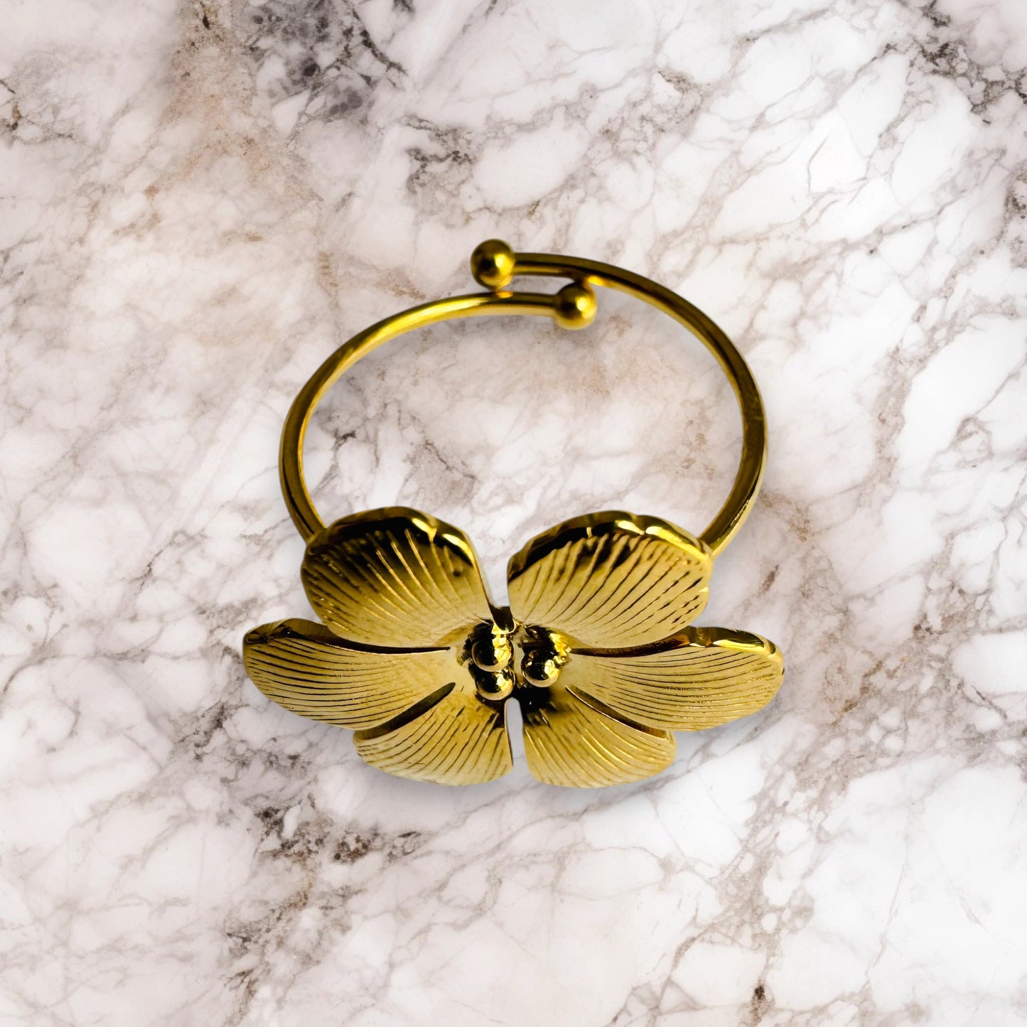 Anillo Flor Dorada