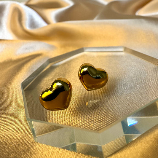 Aretes Corazón Dorado Eterno